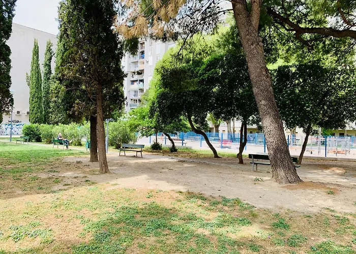 Right Place****cozy And Completely New Apartment